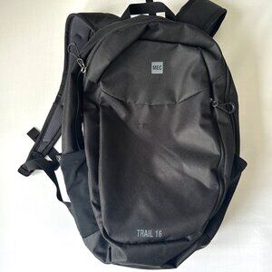 MEC Trail 16 Backpack Daypack – 16L – Like New – Mountain Equipment Company